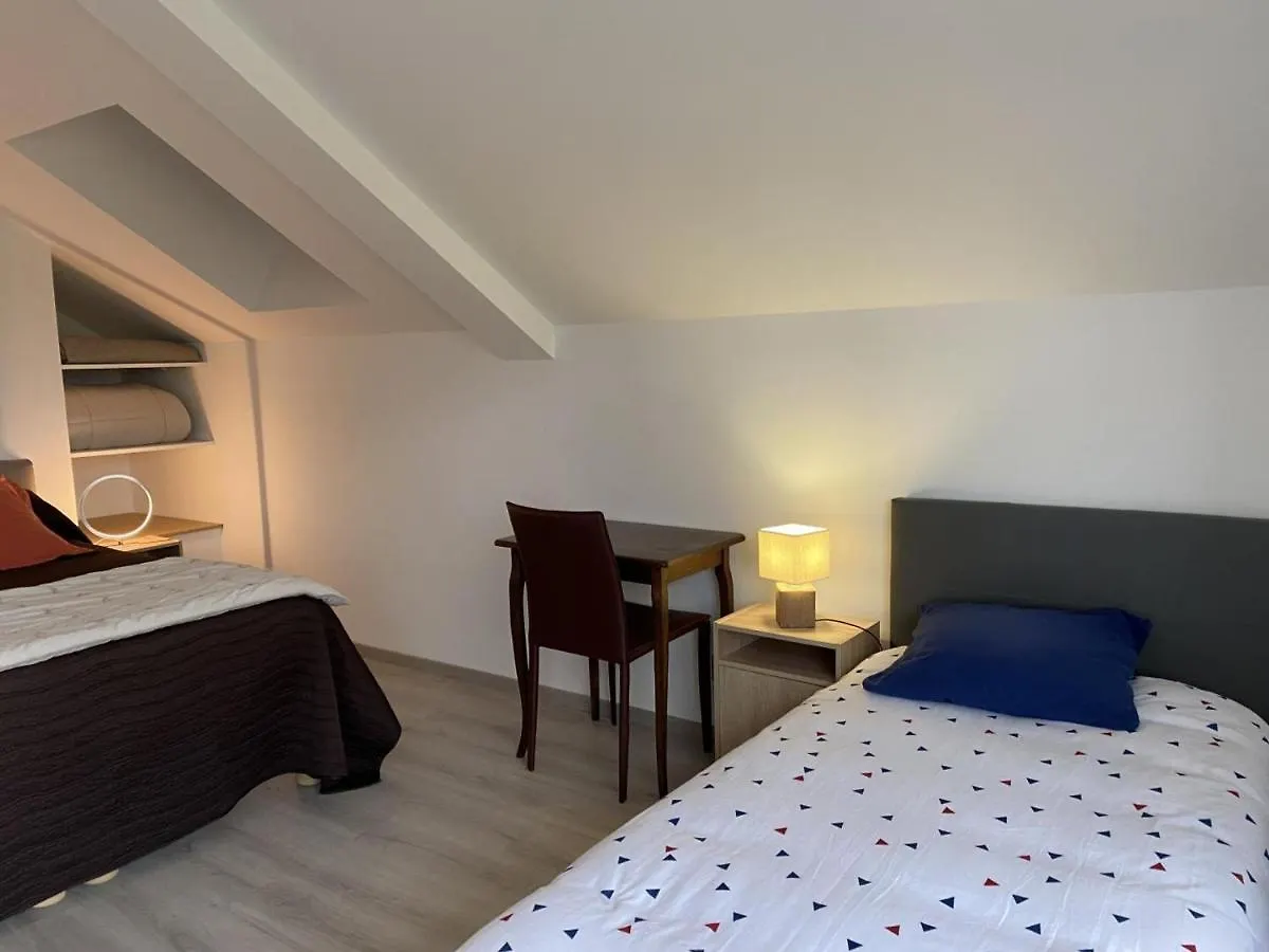 Gite Familial A La Ferme Avec Terrasse - Chevaux, Poneys, Proche Montlucon Et Thermes Neris Les Bains - Fr-1-489-430 Sauvagny 0*,  France