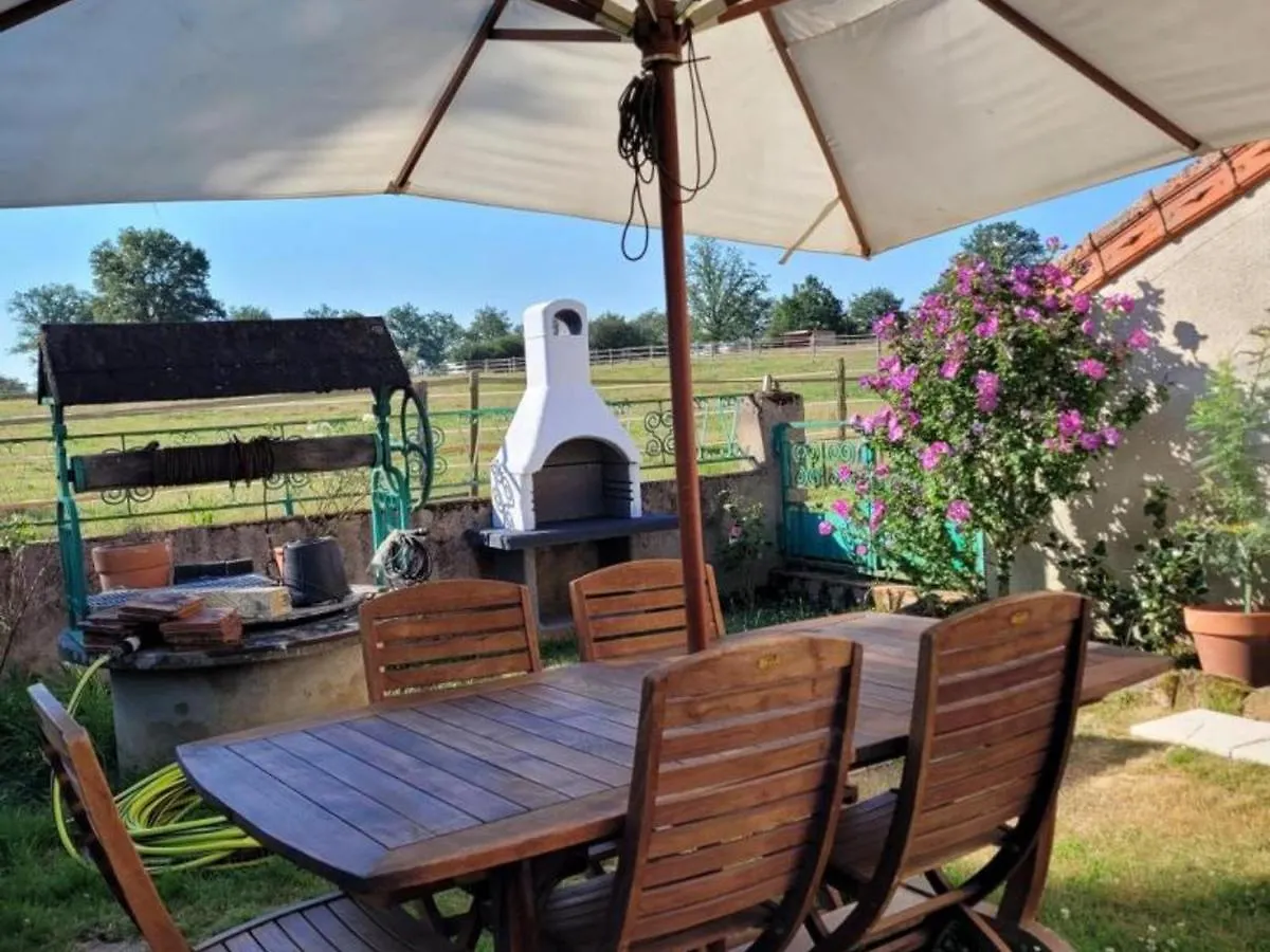 בית נופש Sauvagny Gite Familial A La Ferme Avec Terrasse - Chevaux, Poneys, Proche Montlucon Et Thermes Neris Les Bains - Fr-1-489-430